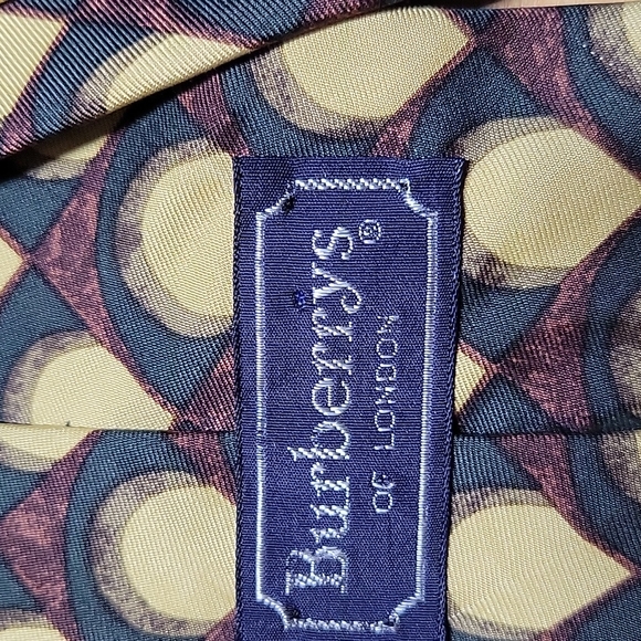 Burberry Tie - Picture 2 of 3